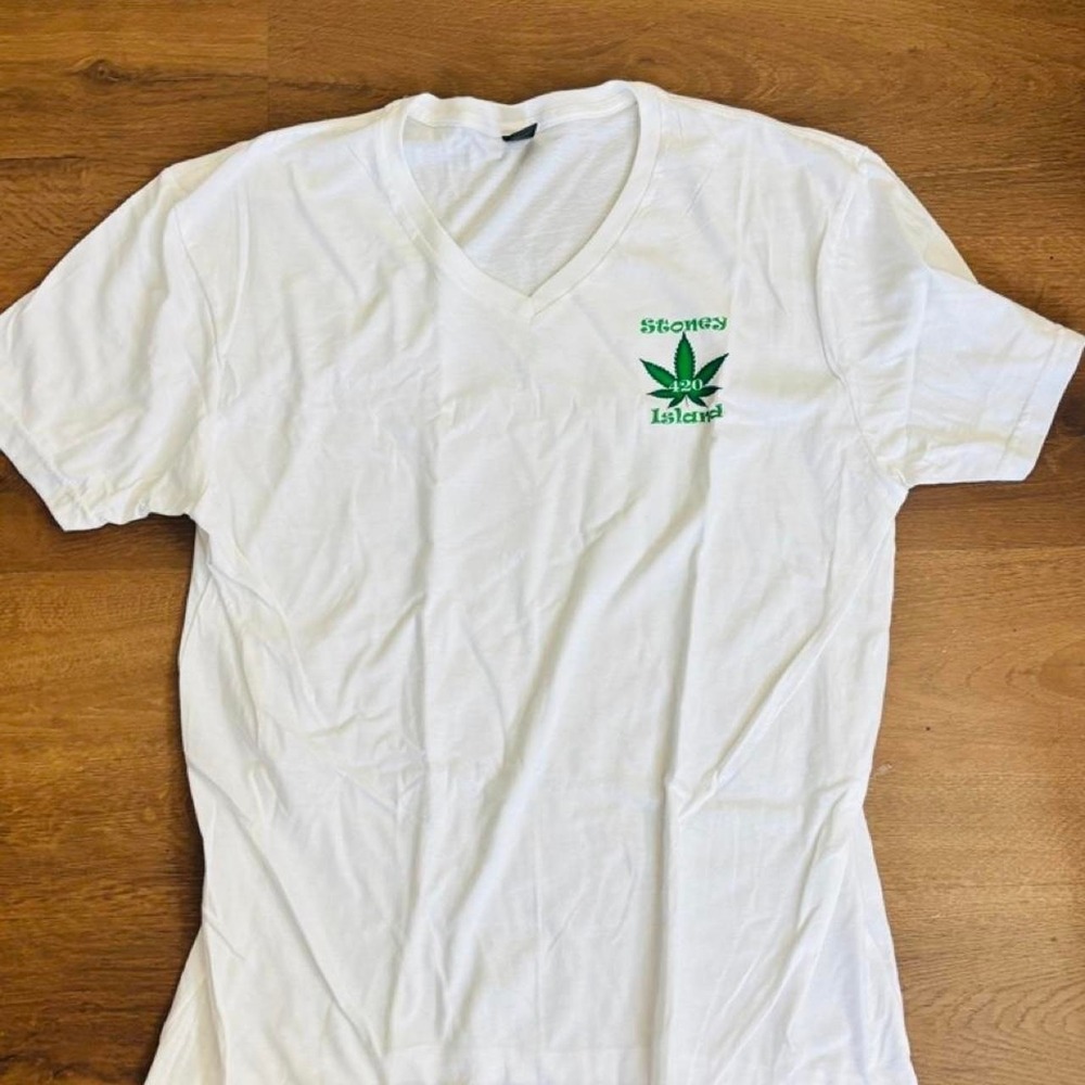 Gildan Softstyle Stoney Island 420 Graphic V-Neck White Mens Large Double-Sided